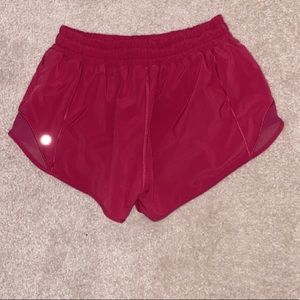 New Pink/Red Size 4 Lululemon Hotty Hot Shorts